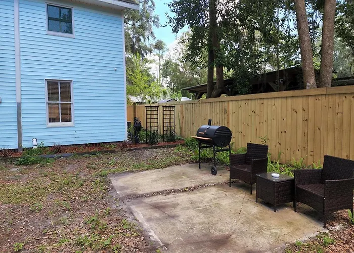 Cozy Hideaway In The Duck Pond Area Of Gainesville